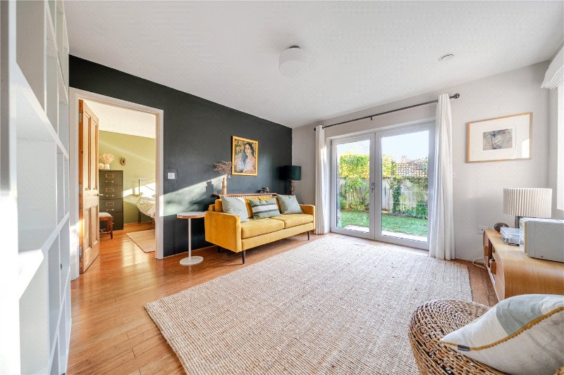 Bat & Ball Lane, Farnham, Surrey, GU10