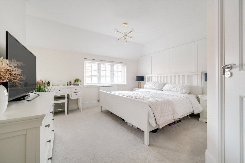 Austen Grove, Arborfield Green, Reading, Berkshire, RG2