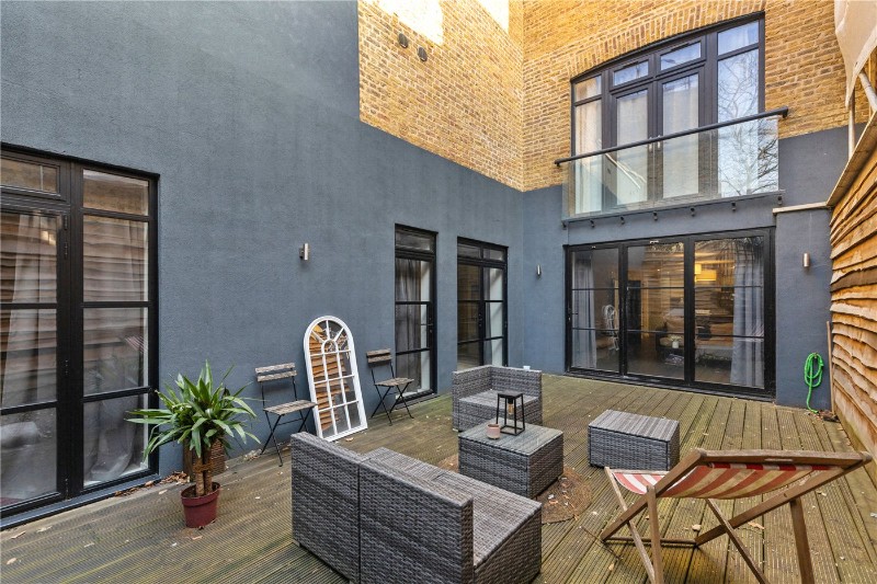 Princess Crescent, London, N4