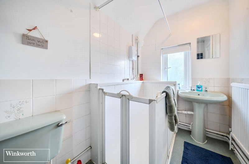 Queen Mary Avenue, Basingstoke, Hampshire, RG21