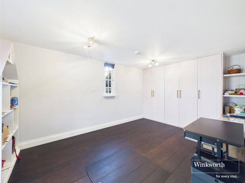 Highmeadow Crescent, Colindale, London, NW9