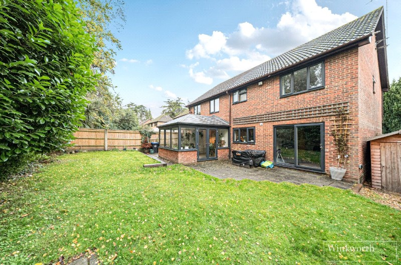 Weston Grove, Bagshot, Surrey, GU19