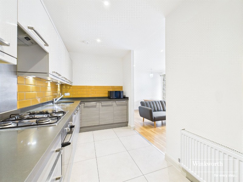 Alpine Road, Queensbury, London, NW9