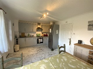 Priorsfield, Marlborough, Wiltshire, SN8