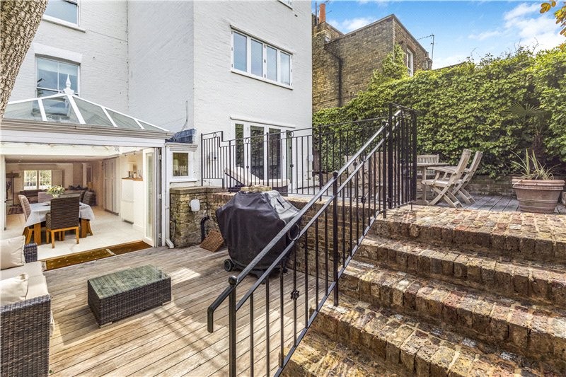 Castelnau, Barnes, London, SW13