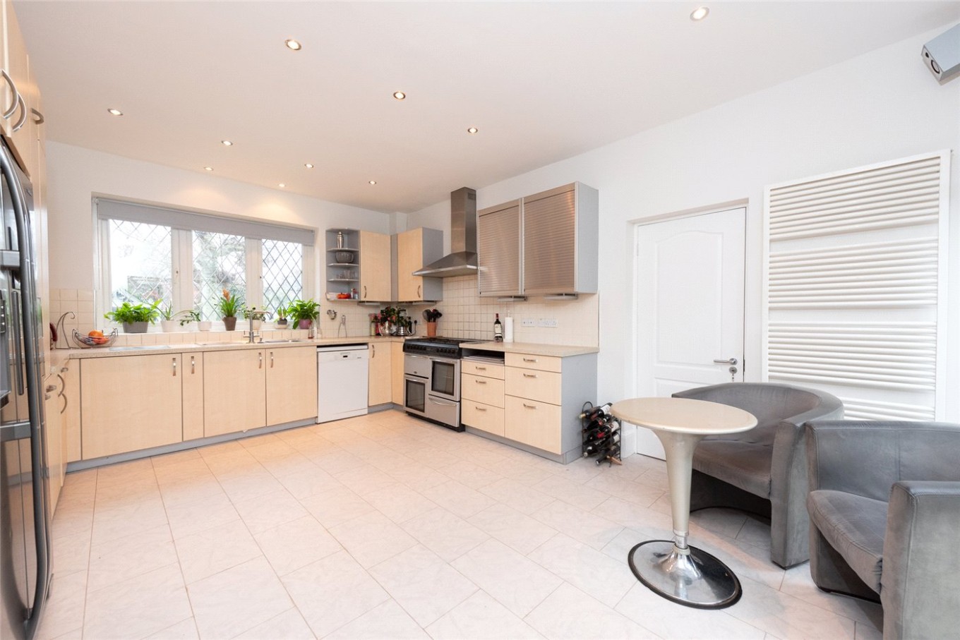 6 bedroom property for sale in Ethelbert Road, Wimbledon, SW20 (Ref SOU200339) £1,500,000