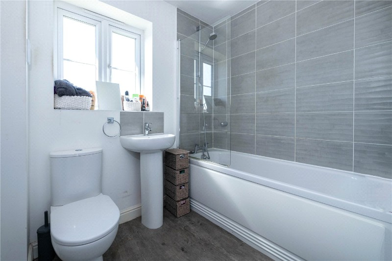 Harrier Way, Market Deeping, Peterborough, Lincolnshire, PE6