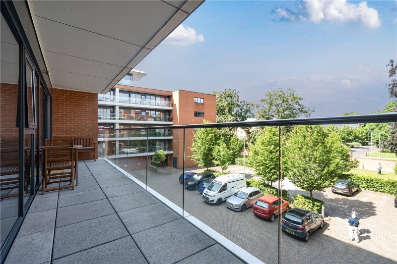Racecourse Road, Newbury, Berkshire, RG14