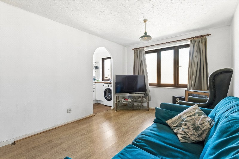 Riverside Close, London, E5