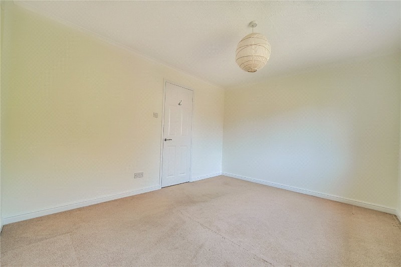 Whitlet Close, Farnham, Surrey, GU9