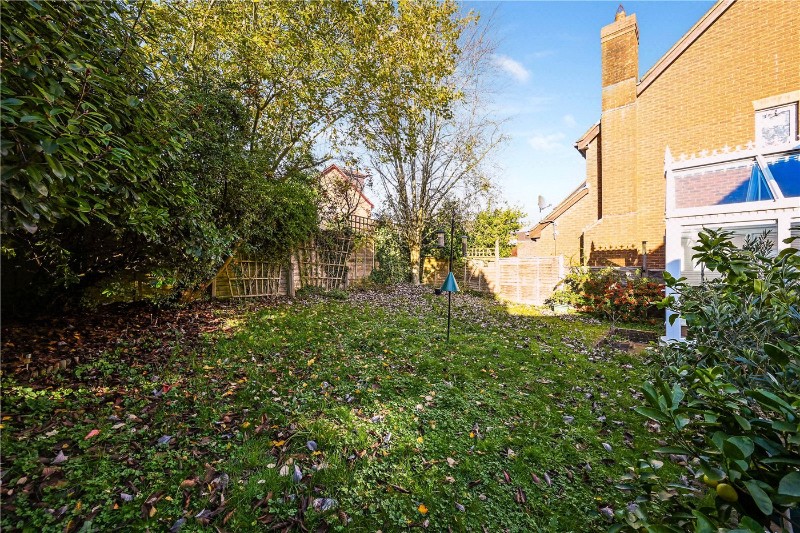 Monarch Way, Winchester, Hampshire, SO22