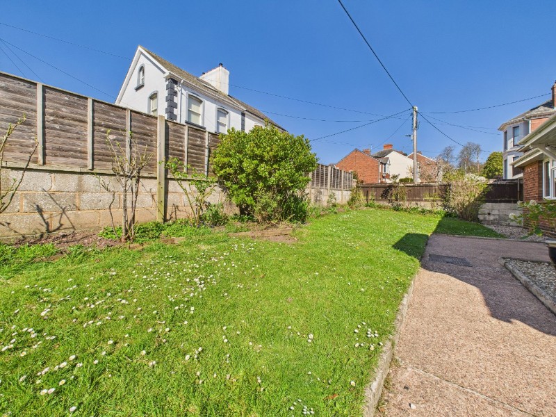 Searle Street, Crediton, Devon, EX17