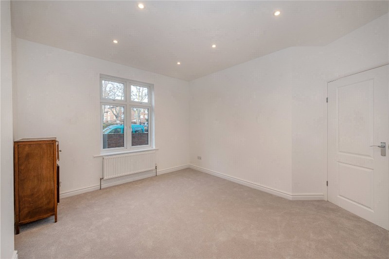 Dalgarno Gardens, London, W10