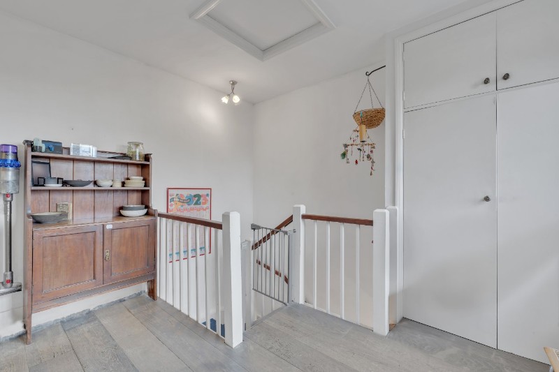Hodford Road, London, NW11
