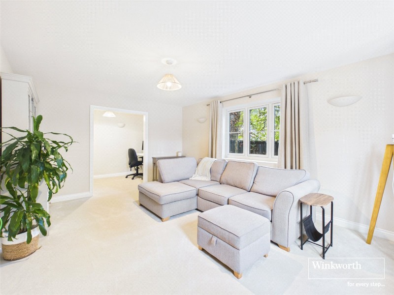 Sandford Lane, Hurst, Reading, Berkshire, RG10