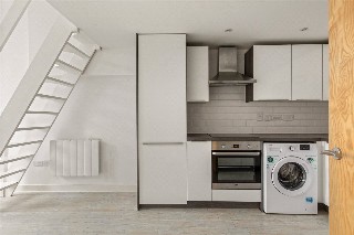 Adelaide Road, London, E10