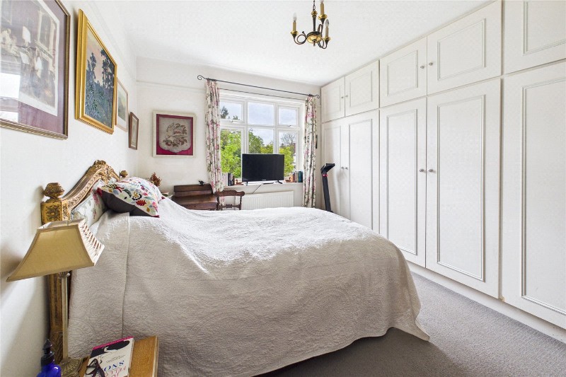 Kirkstall Gardens, London, SW2