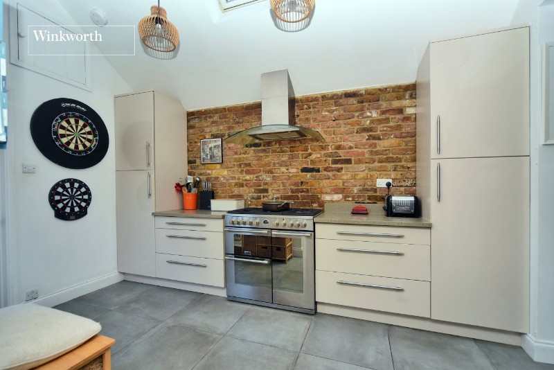 Moreton Road, Worcester Park, KT4