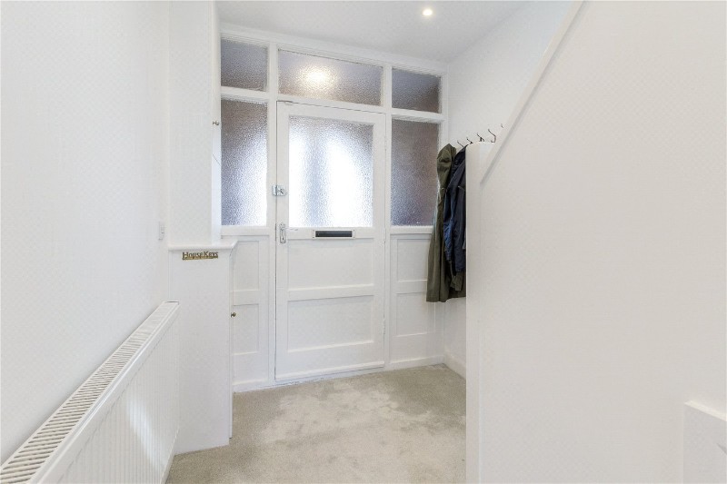 Oaklands Drive, Northampton, NN3