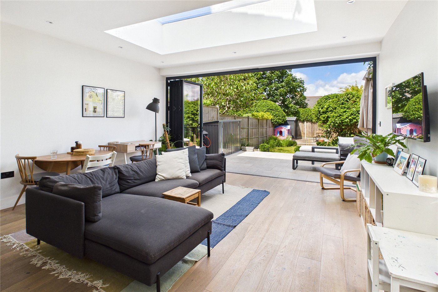 Fawnbrake Avenue, London, SE24
