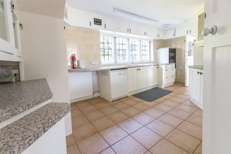 Manor Road, Milford On Sea, Lymington, Hampshire, SO41