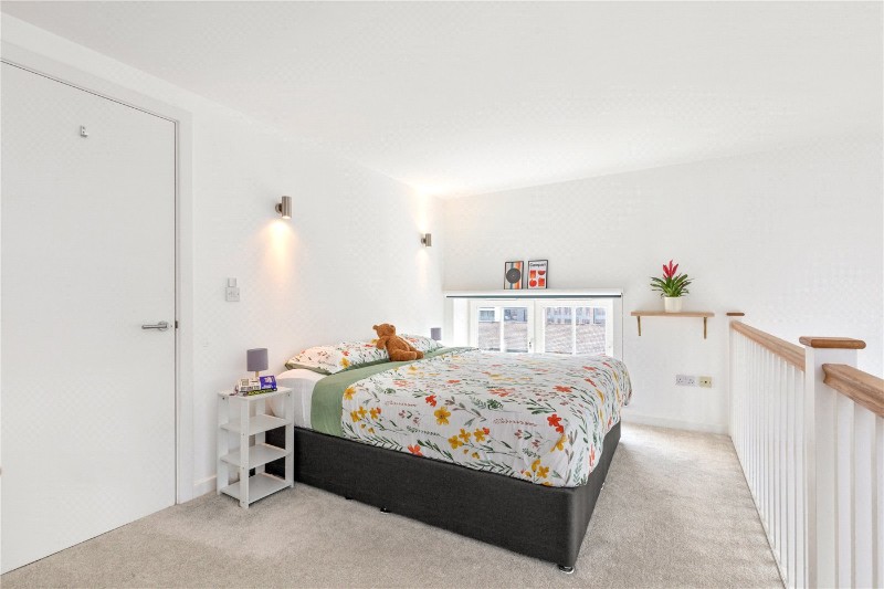 Enfield Road, Islington, London, N1
