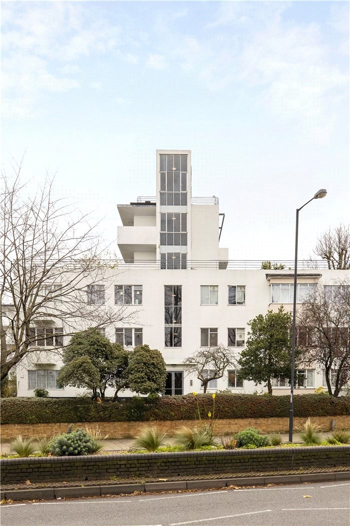 Streatham Hill, London, SW2