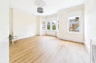 Rollscourt Avenue, London, SE24
