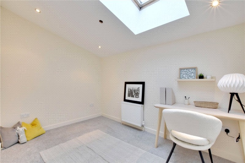 Hedgley Mews, Lee, London, SE12