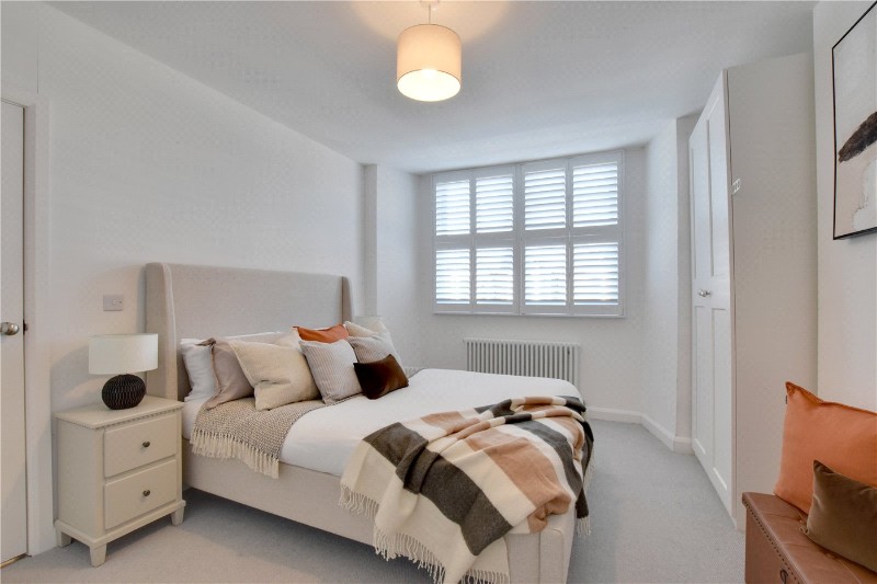 Manor Lane, Lee, London, SE12