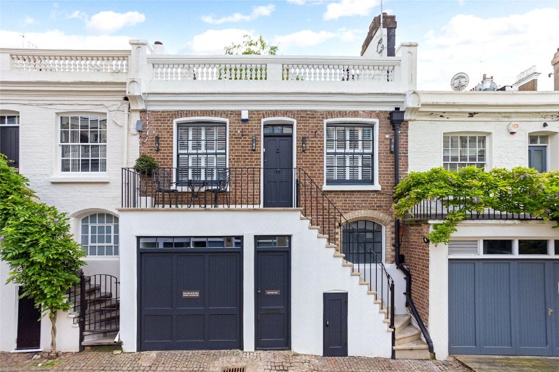 Holland Park Mews, Holland Park, London, W11