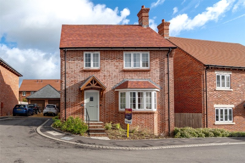 Kestrel Close, Wimborne, Dorset, BH21