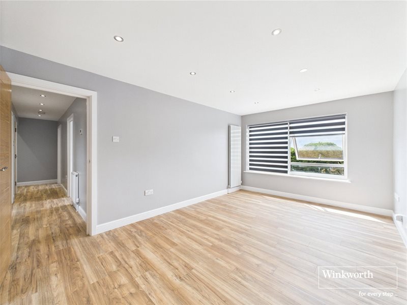 Sunningfields Road, Hendon, NW4