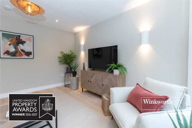 Ringwood Road, Ferndown, Dorset, BH22