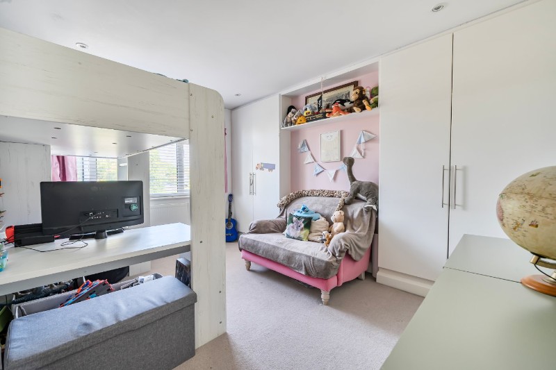 Kingswood Avenue, Bromley, BR2