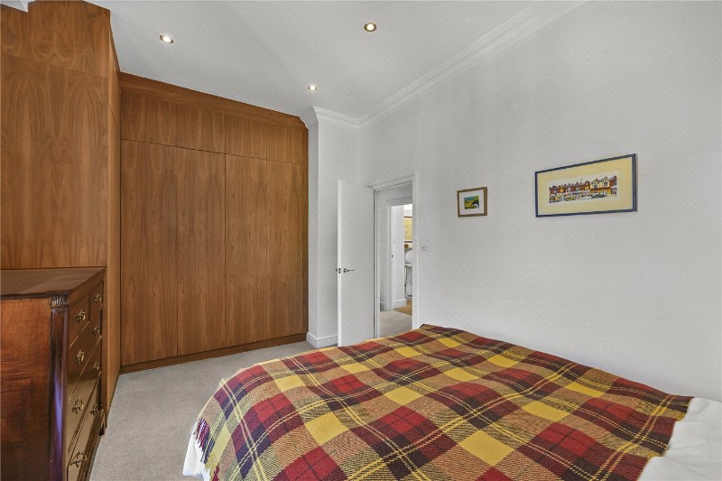 Randolph Avenue, London, W9