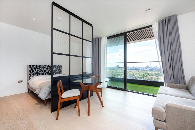 Wards Place, London, E14