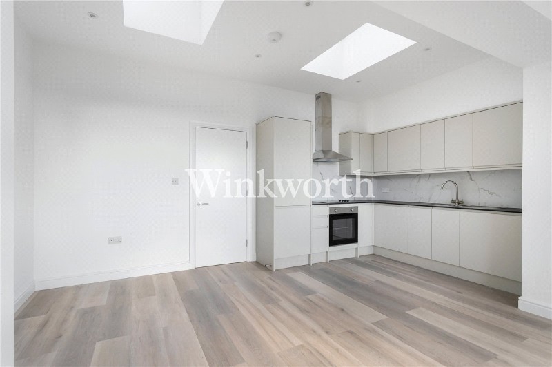 Aldermans Hill, London, N13