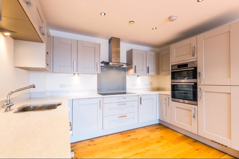 Kingman Way, Newbury, Berkshire, RG14