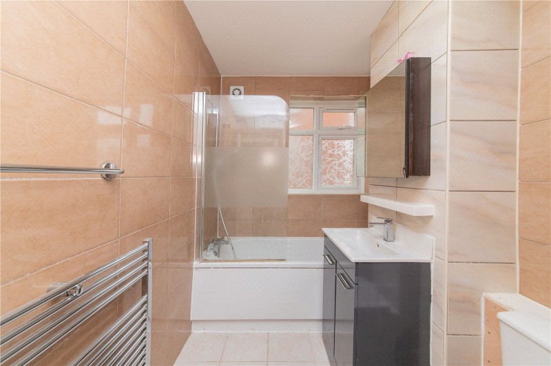 Etchingham Park Road, Finchley, London, N3