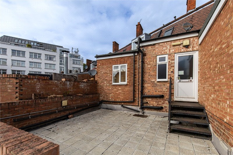 Grosvenor Parade, Uxbridge Road, London, W5