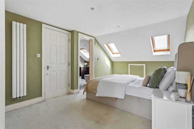Avarn Road, London, SW17