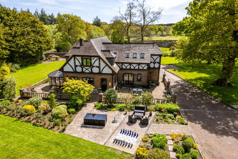 Uddens Drive, Wimborne, Dorset, BH21