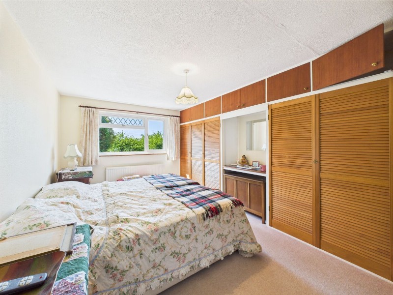 Barnstaple Cross, Crediton, Devon, EX17