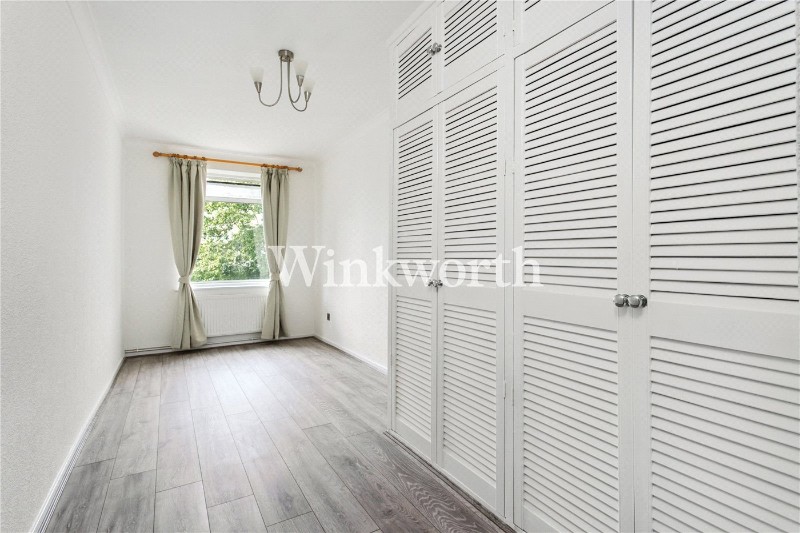 Aldermans Hill, London, N13