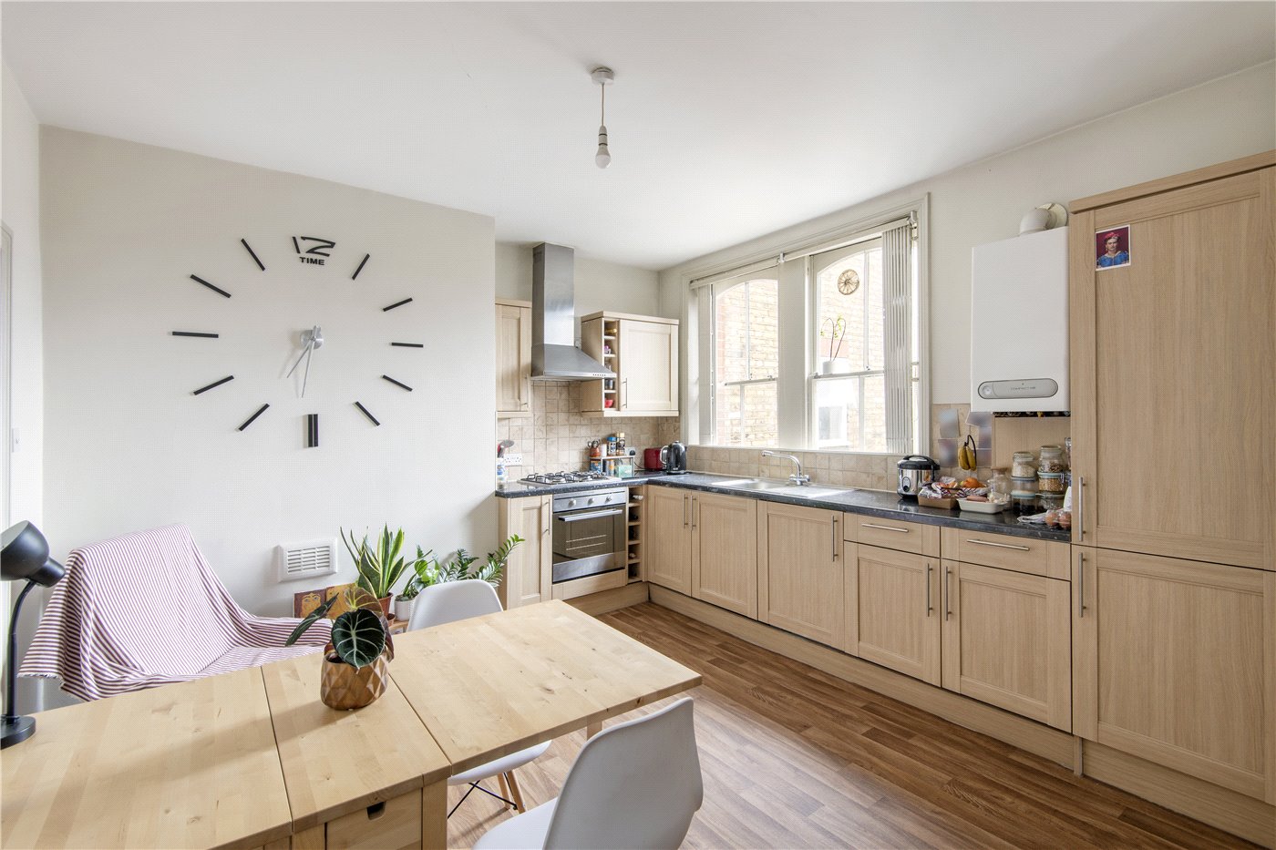 Eat-In Kitchen