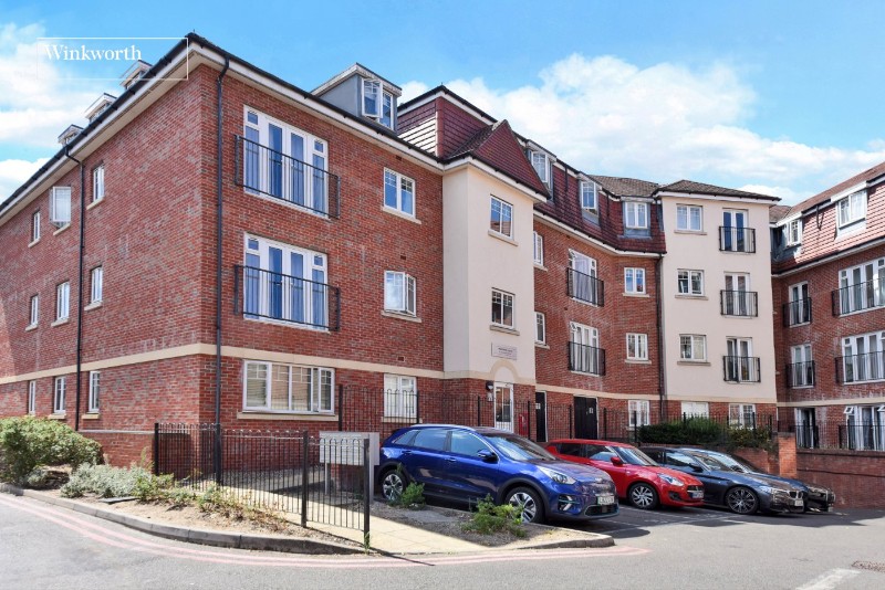 Schoolgate Drive, Morden, SM4