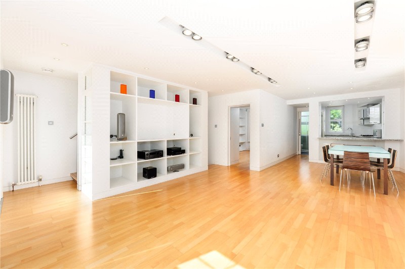 Rusthall Avenue, London, W4