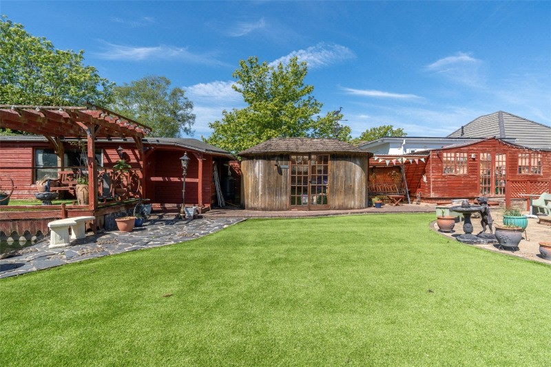 Heckford Road, Corfe Mullen, Wimborne, Dorset, BH21