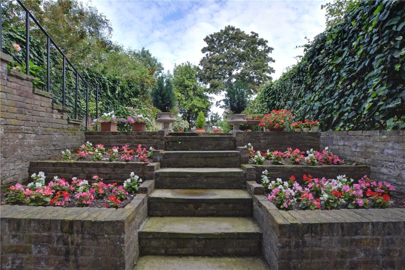 Shooters Hill Road, Blackheath, London, SE3